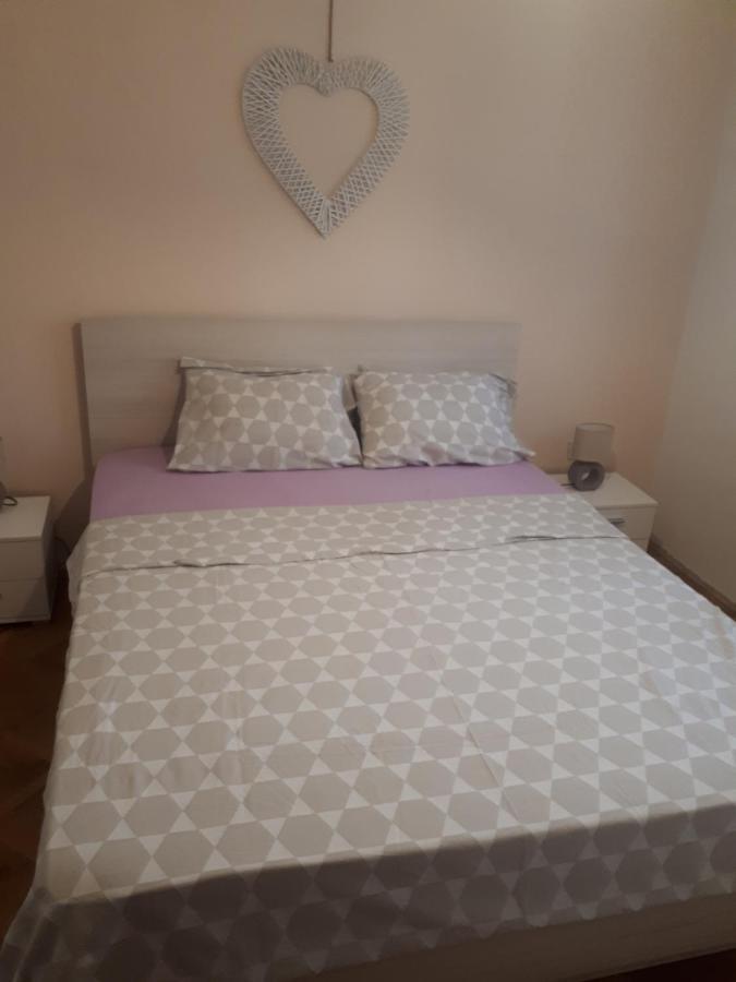 Kaštela Apartments Mamich מראה חיצוני תמונה